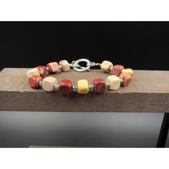 7" Silver Tone Yellow Cream Maroon Cube Stone Bracelet Vintage Elegant Beautiful - Picture 1 of 6